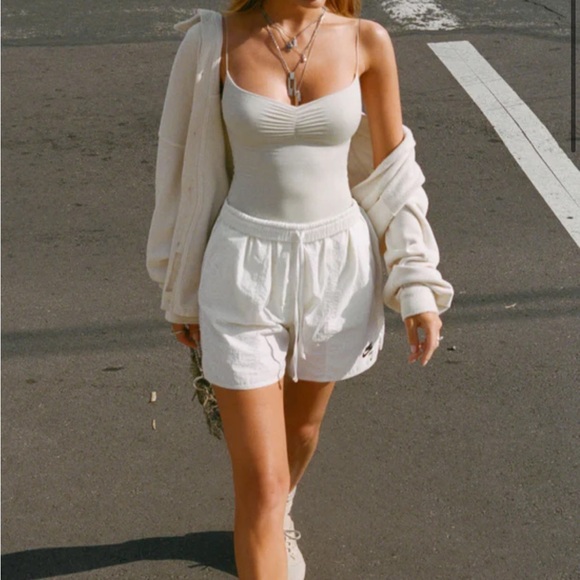 Joah Brown Cinch Cami - Picture 2 of 10